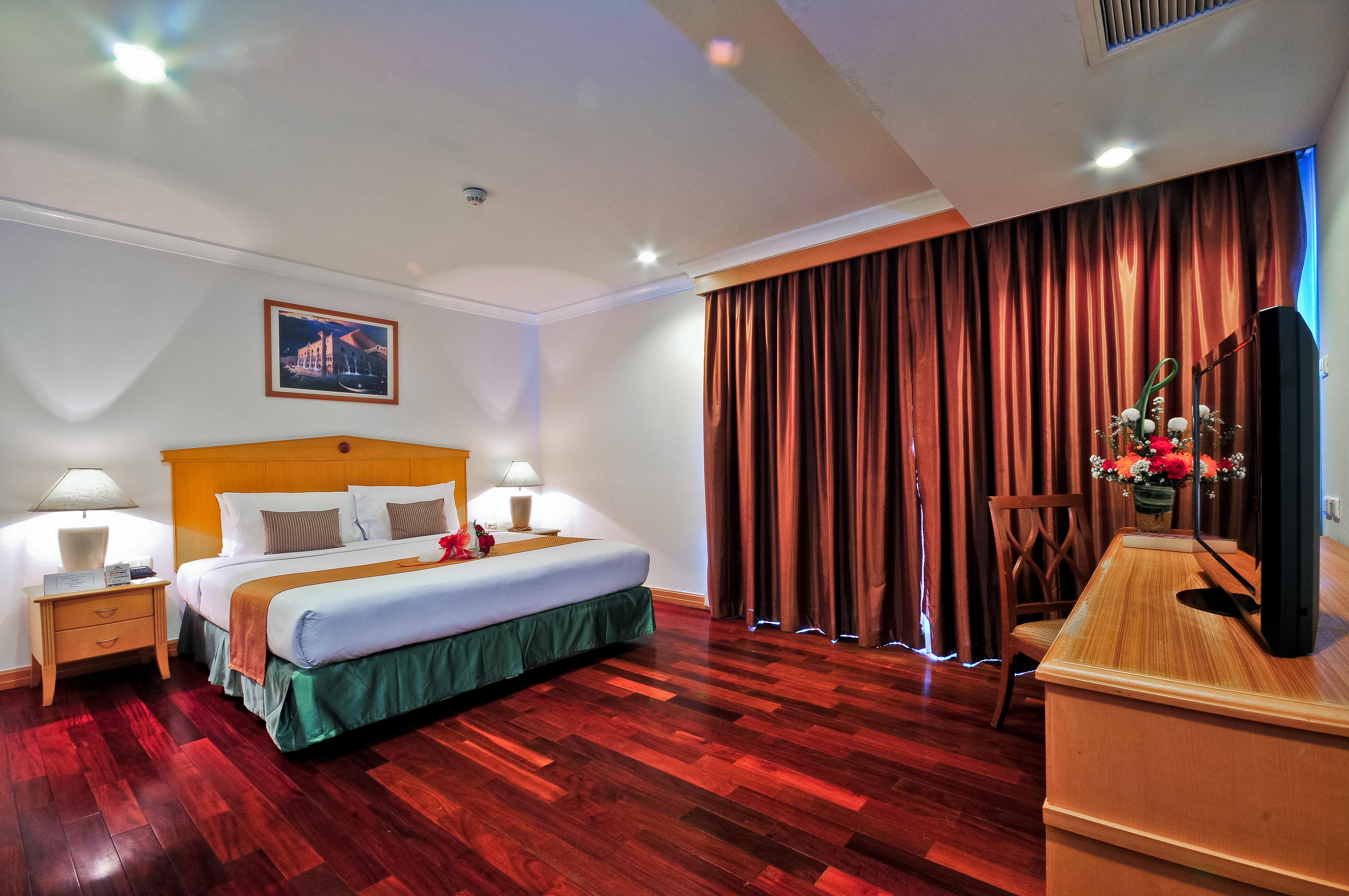 Admiral Suites Bangkok Banguecoque Quarto foto