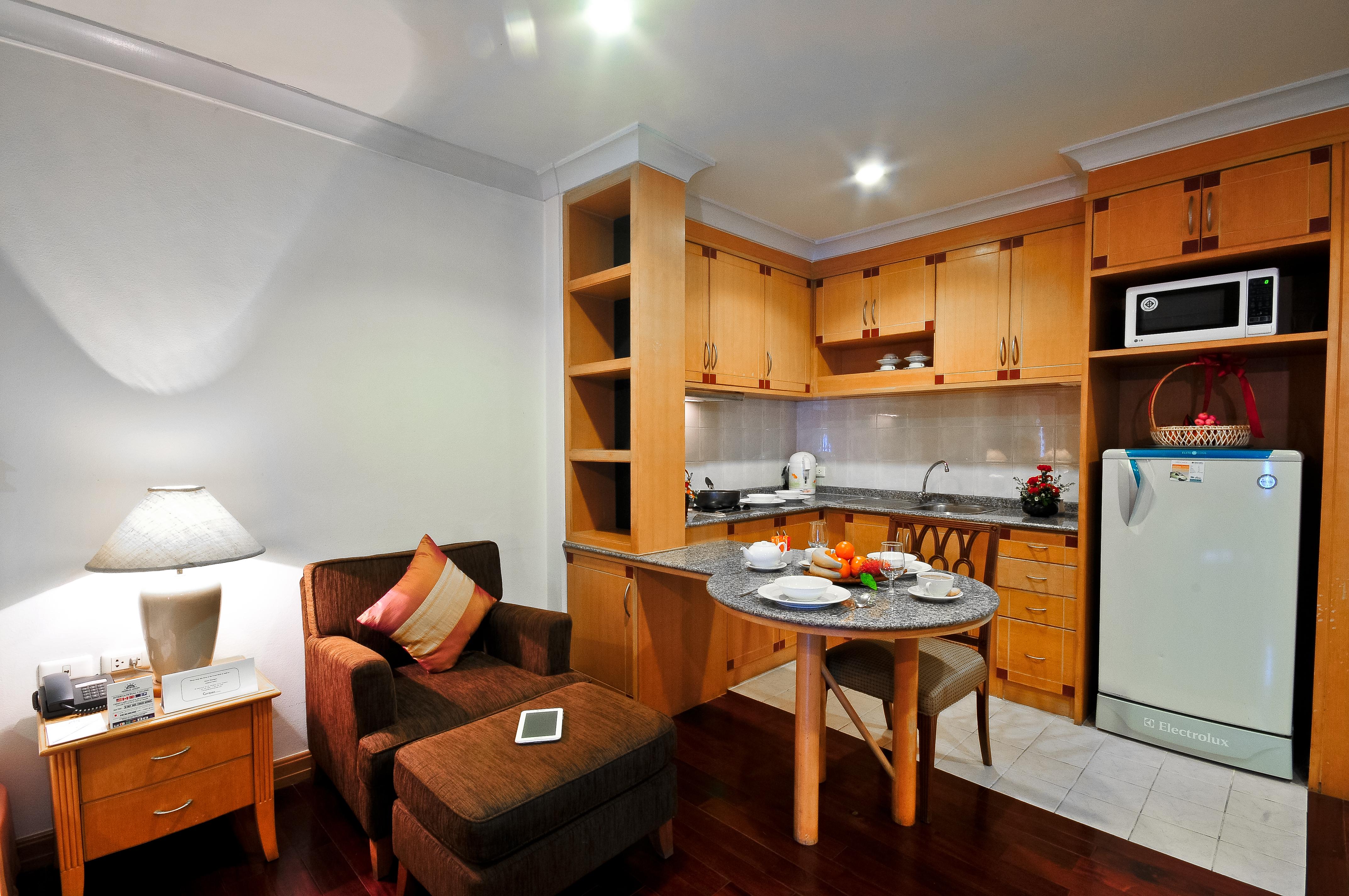 Admiral Suites Bangkok Banguecoque Exterior foto