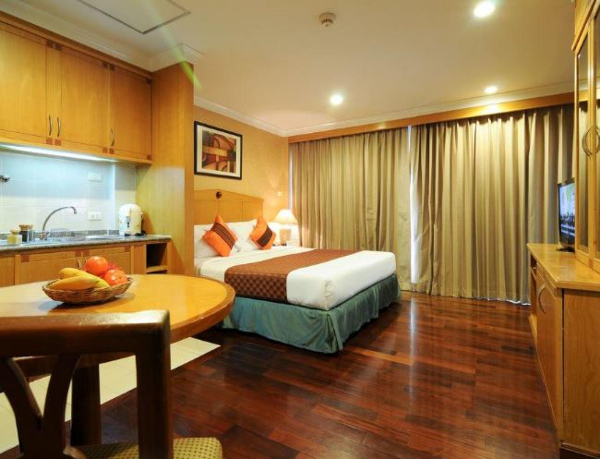 Admiral Suites Bangkok Banguecoque Exterior foto