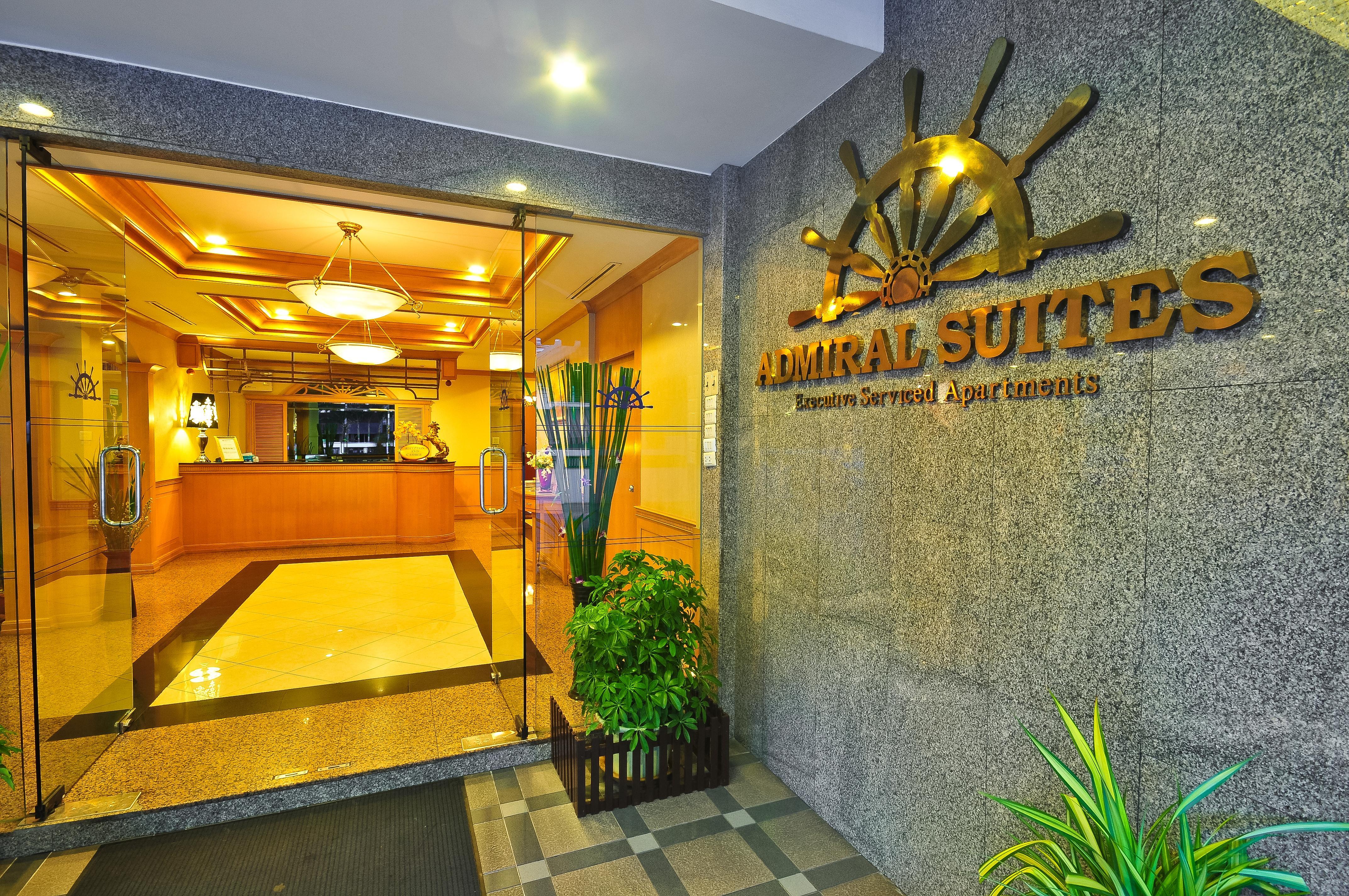 Admiral Suites Bangkok Banguecoque Exterior foto